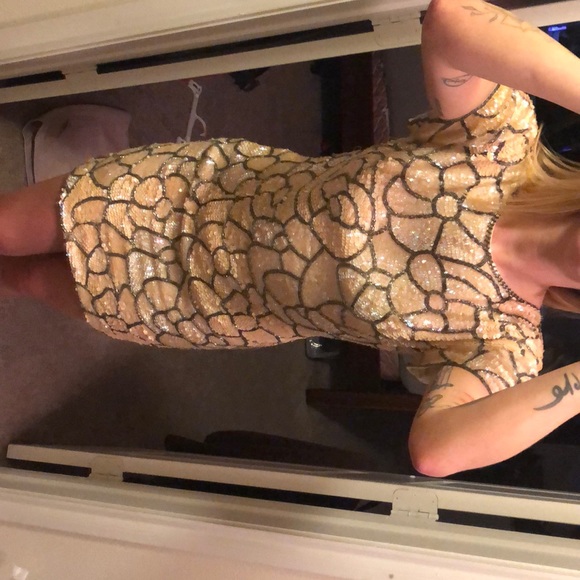 Sequence never worn gorgeous dress - Picture 2 of 6